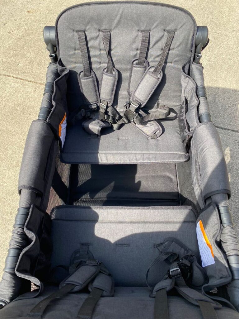 Wonderfold W4 seats and footwell
