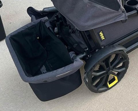 storage basket mounted on the rear of the veer cruisder