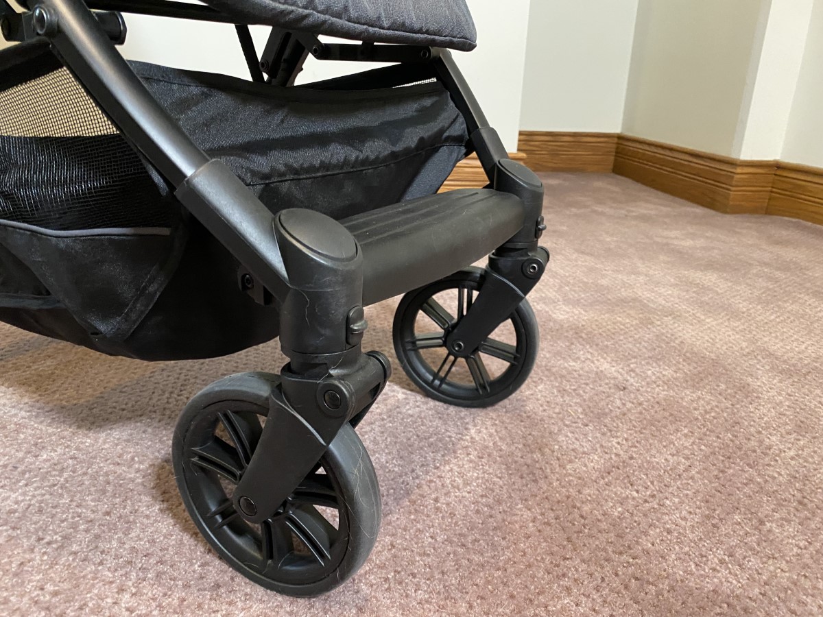 Inglesina Quid Stroller Review (100+ Tests by Kid Travel)