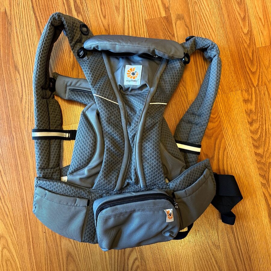 8／9値下げ　Ergobaby OMNI Breeze Ergobaby Omni Breeze All Carry Positions Breathable Mesh